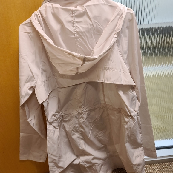 Ideology Blush Rain Jacket - Picture 5 of 5